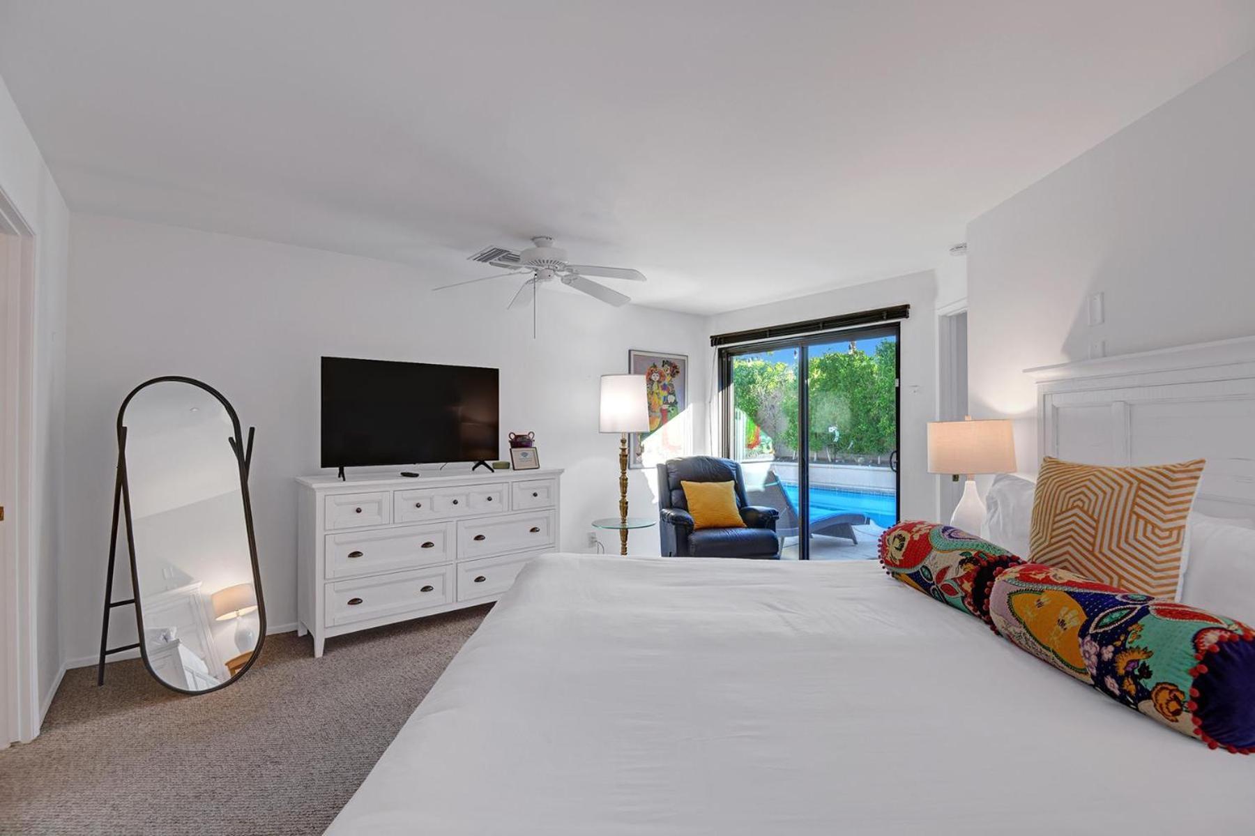 Los Compadres Oasis - 5 Bedroom Palm Springs Extérieur photo