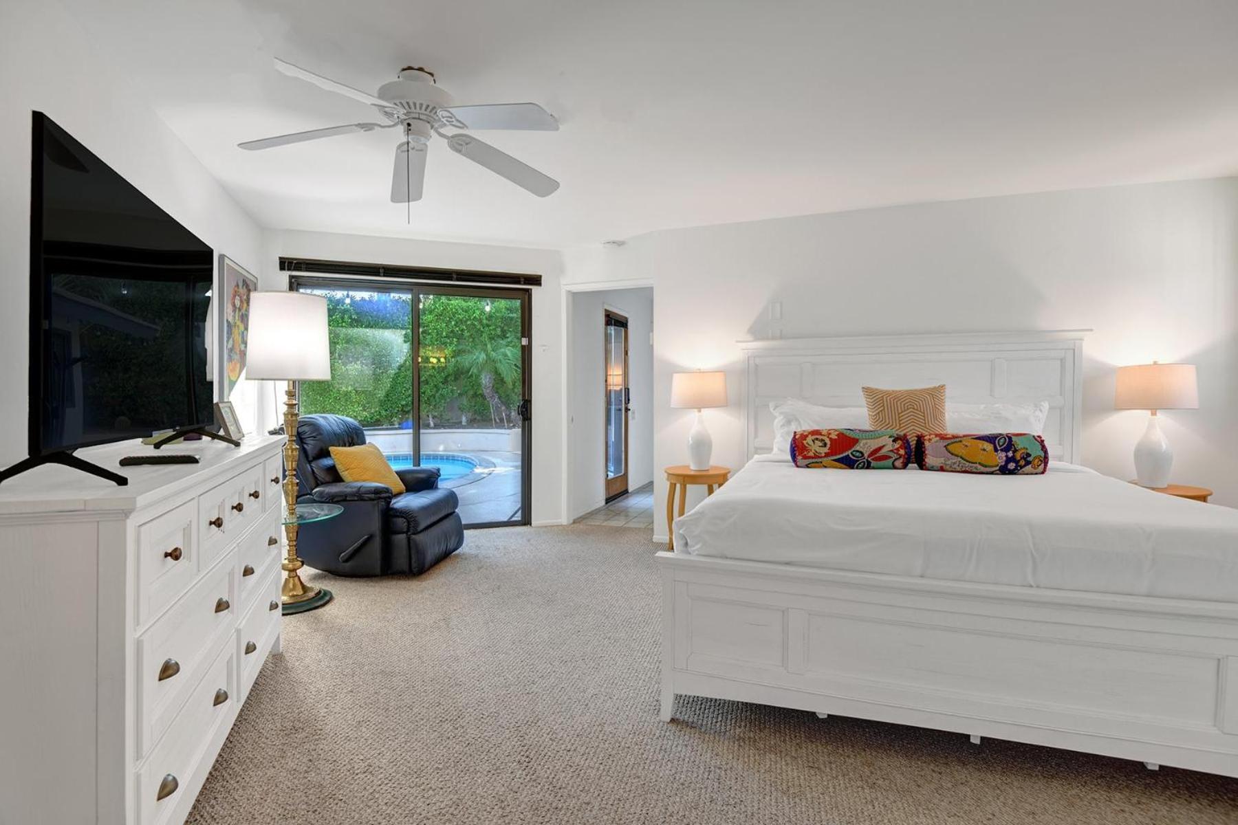 Los Compadres Oasis - 5 Bedroom Palm Springs Extérieur photo